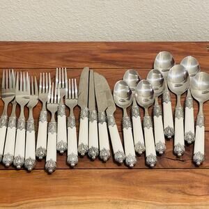 Renaissance Silver Tone White Stainless Steel Flatware; 20 Pc; 4 Place Setting